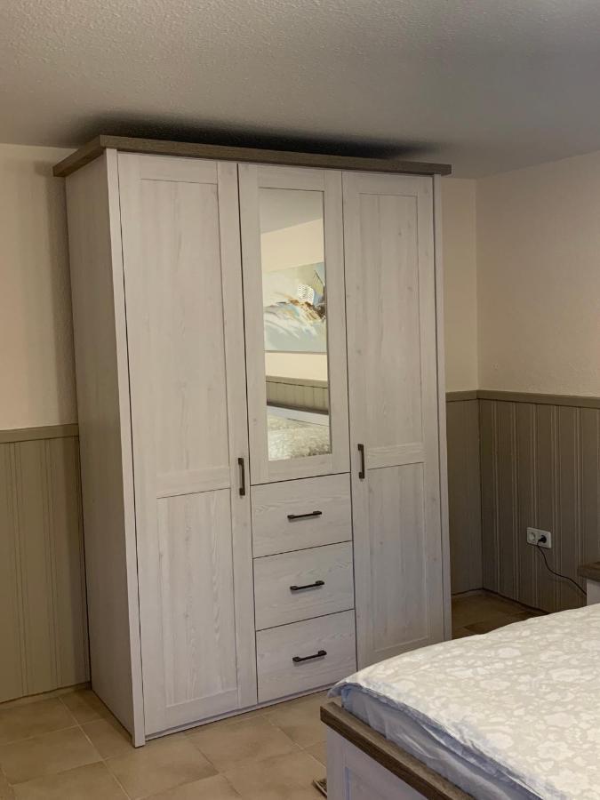 Privatzimmer Guhl Мунстер-ім-Гайдекрайс Екстер'єр фото
