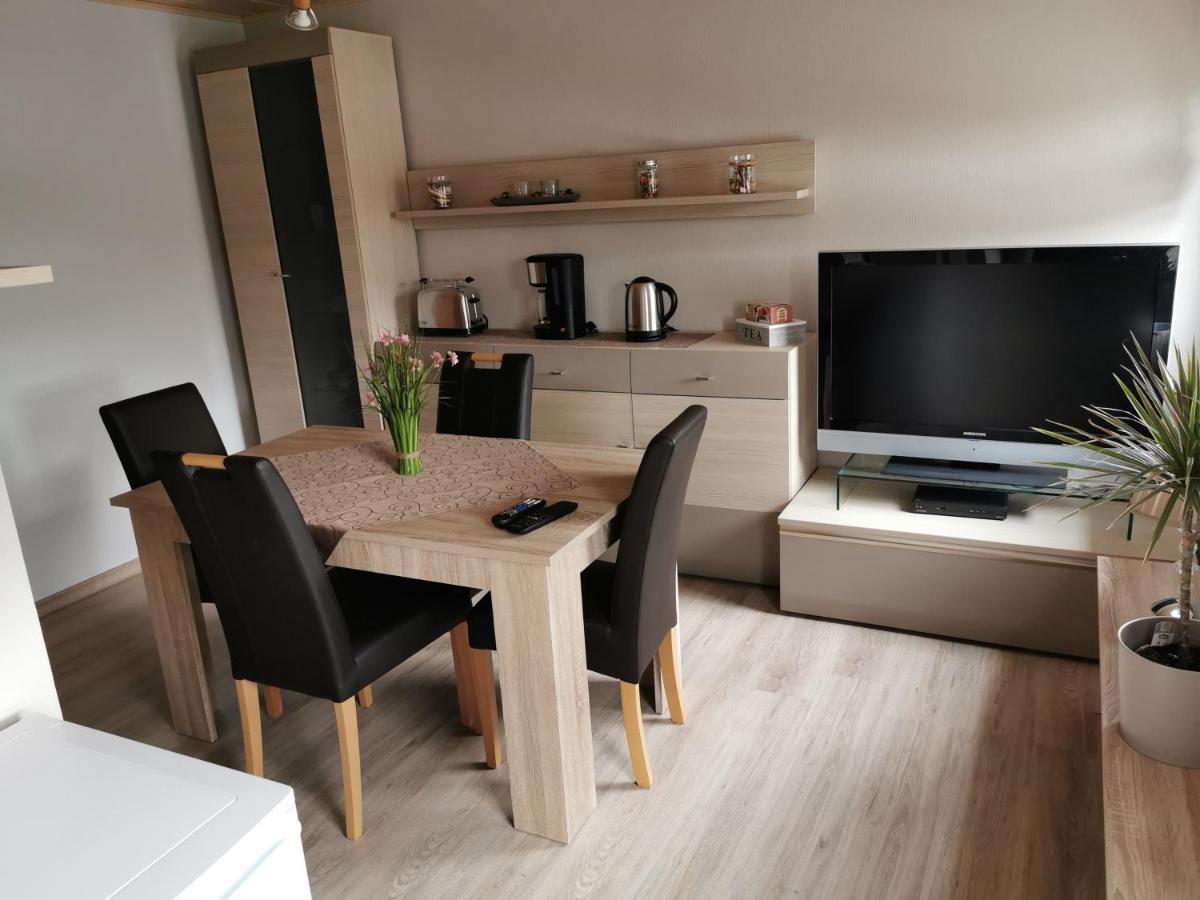 Privatzimmer Guhl Мунстер-ім-Гайдекрайс Екстер'єр фото